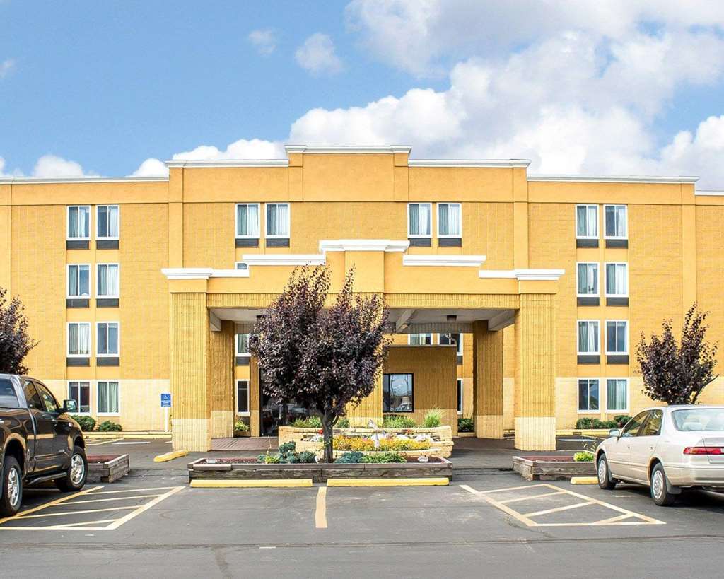 Baymont By Wyndham Scranton Dunmore Exteriör bild